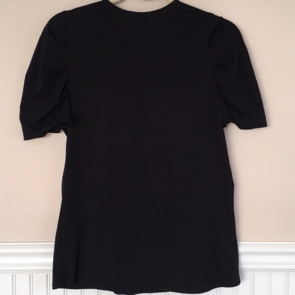 Gap Short Sleeved Tee - Picture 2 of 3